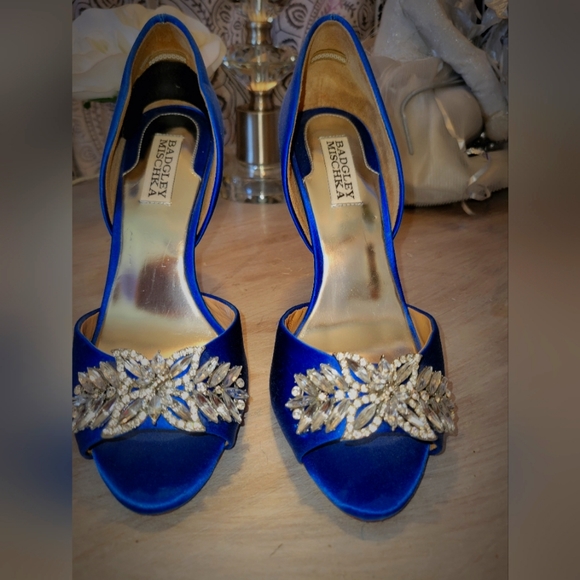 Badgley Mischka Shoes - Brand new Badgley Mischka pump *SHIPS SAME DAY!*